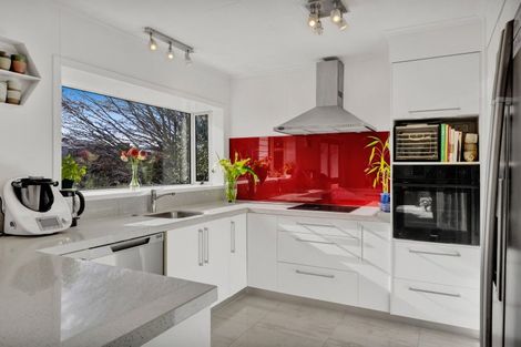 Photo of property in 27a Montana Place, Merrilands, New Plymouth, 4312