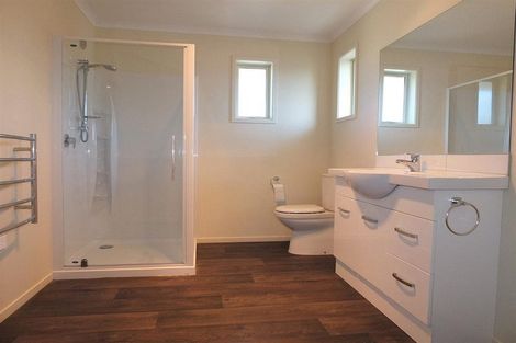 Photo of property in 40 Peer Street, Upper Riccarton, Christchurch, 8041