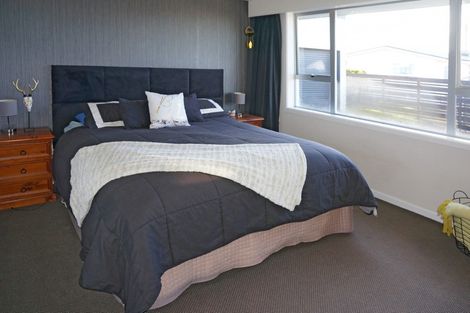 Photo of property in 68 Edinburgh Crescent, Waikiwi, Invercargill, 9810