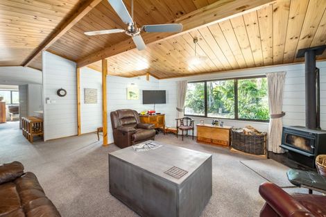 Photo of property in 210 Main Street, Greytown, 5712