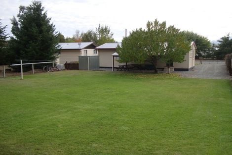 Photo of property in 8 Black Peak Road, Omarama, 9412