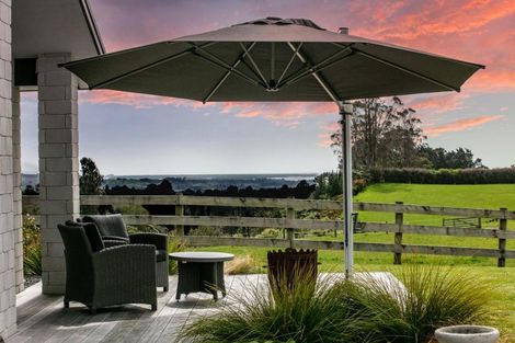 Photo of property in 9 Betty May Drive, Pyes Pa, Tauranga, 3173