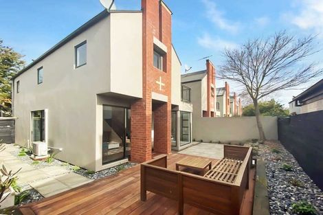 Photo of property in 5/56 Hewitts Road, Merivale, Christchurch, 8014