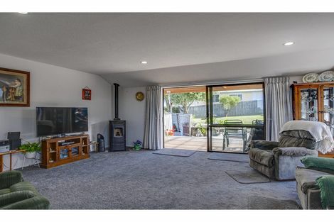 Photo of property in 6 Ellesmere Place, Oceanview, Timaru, 7910
