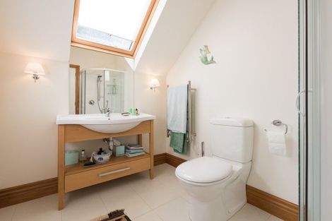 Photo of property in 18a Saint Mary Street, Thorndon, Wellington, 6011