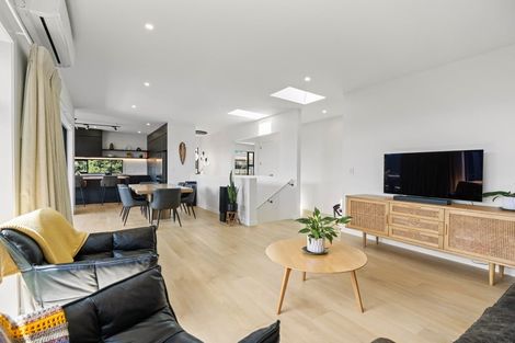 Photo of property in 313b Oceanbeach Road, Mount Maunganui, 3116