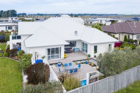 Photo of property in 3 Te Wairewa Street, Pegasus, 7612