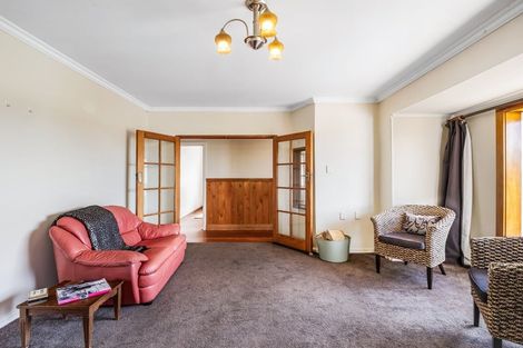 Photo of property in 31 Jackson Street, College Estate, Whanganui, 4500
