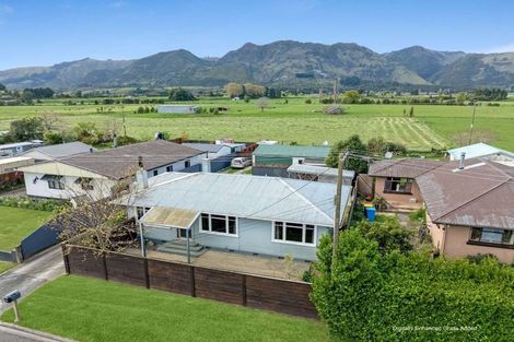 Photo of property in 178 Abel Tasman Drive, Takaka, 7183
