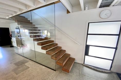 Photo of property in 17 Monte Cassino Place, Birkdale, Auckland, 0626