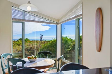 Photo of property in 31 Kapiti Lane, Otaki Beach, Otaki, 5512