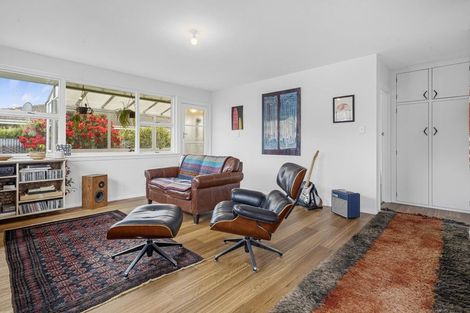 Photo of property in 1/64 Osborne Street, Waltham, Christchurch, 8011