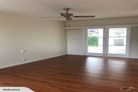 Photo of property in 111 Nile Road, Milford, Auckland, 0620