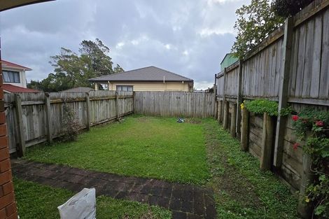 Photo of property in 21 Edgewood Way, Henderson, Auckland, 0612