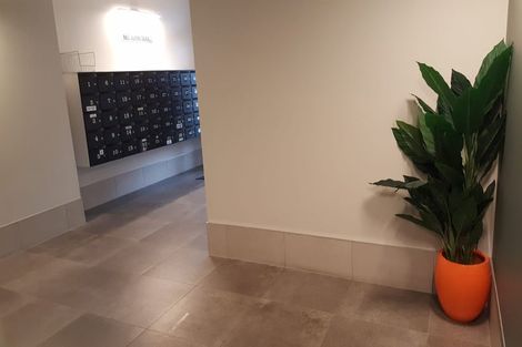 Photo of property in Urbane Apartments, 55/29 Webb Street, Mount Cook, Wellington, 6011