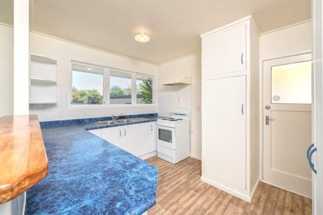 Photo of property in 21 Huia Street, Waiuku, 2123