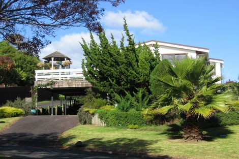 Photo of property in 25 Derrimore Heights, Clover Park, Auckland, 2019