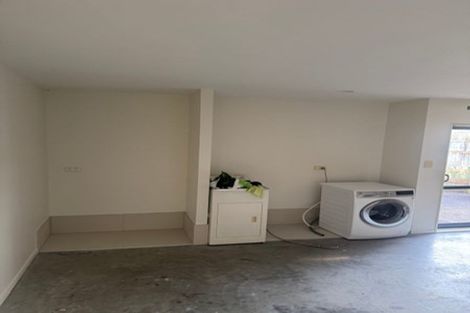 Photo of property in 2 Deerfield Place, Flat Bush, Auckland, 2019