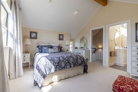 Photo of property in 15a Montgomery Terrace, Hokowhitu, Palmerston North, 4410