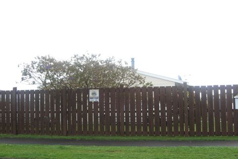 Photo of property in 6 Park Lane, Waitara, 4320