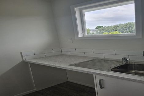 Photo of property in 8 Susan Place, Deanwell, Hamilton, 3206