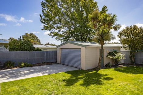 Photo of property in 6 Birdling Place, Halswell, Christchurch, 8025