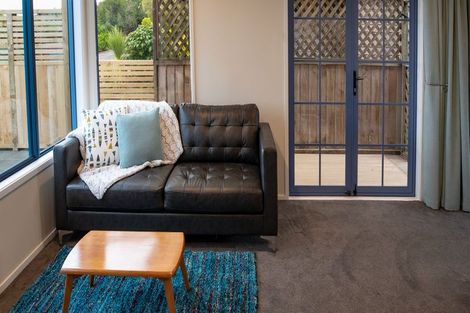 Photo of property in 64 Motuhara Road, Plimmerton, Porirua, 5026