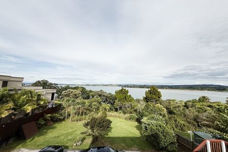 Photo of property in 17 Tui Vale Road, Shelly Park, Auckland, 2014