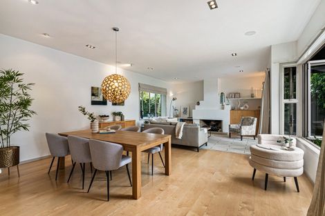 Photo of property in 2/2 Clifton Road, Hauraki, Auckland, 0622