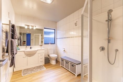 Photo of property in 25 Mcnaughton Place, Onekawa, Napier, 4110