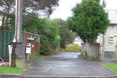 Photo of property in 16c Woodglen Road, Glen Eden, Auckland, 0602