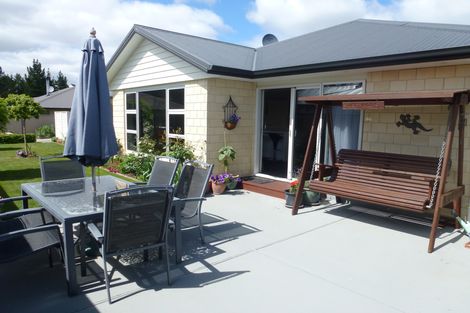 Photo of property in 8 Quail Close, Alexandra, 9320
