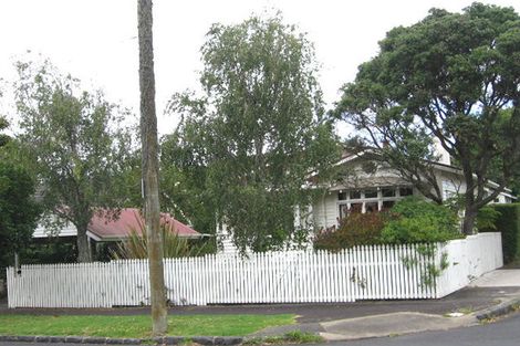 Photo of property in 70 Shackleton Road, Mount Eden, Auckland, 1024