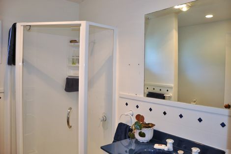 Photo of property in 16 Barrier View Road, Leigh, 0985