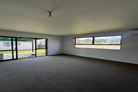 Photo of property in 402b Ngatai Road, Bellevue, Tauranga, 3110
