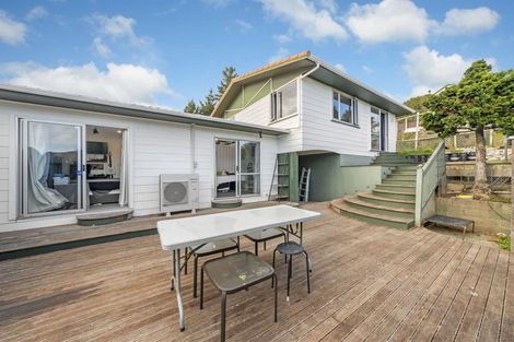 Photo of property in 4 Greenwich Grove, Stokes Valley, Lower Hutt, 5019