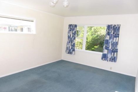 Photo of property in 10 Saville Row, Johnsonville, Wellington, 6037
