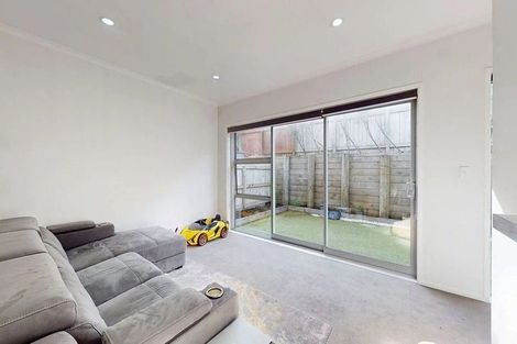 Photo of property in 29 Cresswell Place, Johnsonville, Wellington, 6037
