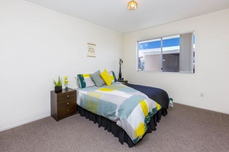 Photo of property in 67c Kowhai Avenue, Ebdentown, Upper Hutt, 5018