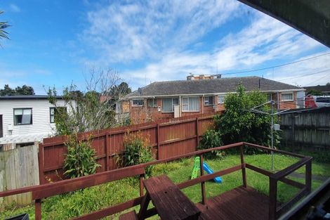Photo of property in 2/11 Wyllie Road, Papatoetoe, Auckland, 2025