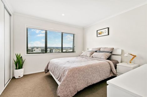 Photo of property in 12a Dida Park Drive, Kumeu, 0810