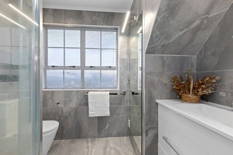Photo of property in 12 Lindis Lane, Kelson, Lower Hutt, 5010