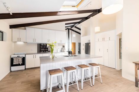 Photo of property in 68a Winters Road, Redwood, Christchurch, 8051