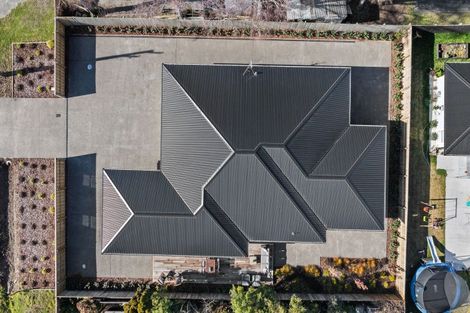 Photo of property in 35 Parsonage Road, Woodend, 7610