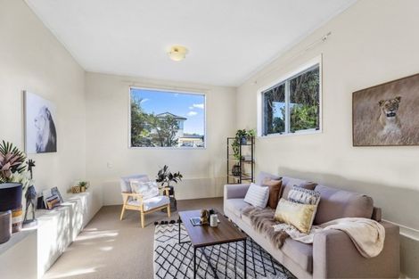 Photo of property in 2 Moki Street, Titahi Bay, Porirua, 5022