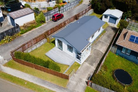 Photo of property in 17 Moki Street, Titahi Bay, Porirua, 5022