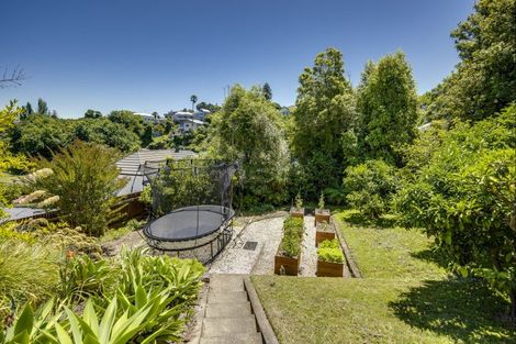Photo of property in 2 Colenso Avenue, Hospital Hill, Napier, 4110