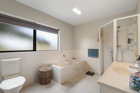 Photo of property in 9a Penzance Road, Mairangi Bay, Auckland, 0630