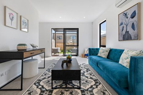 Photo of property in 6 Renga Renga Road, Flat Bush, Auckland, 2019