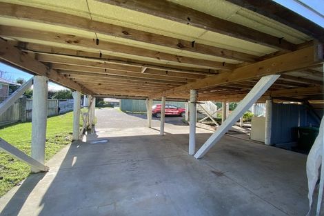 Photo of property in 3a Waterview Road West, Takanini, 2112